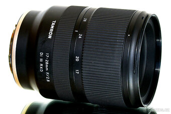 Sony E Tamron 17-28 mm f/2,8 + UV filtr TOP STAV - 7