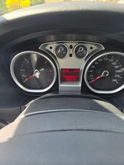 Ford focus  2009 - 7