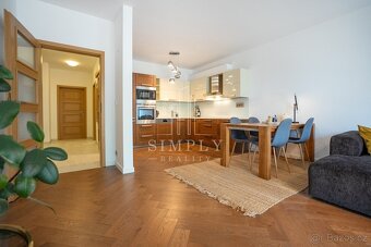 Prodej bytu 4+kk 105m2, terasa 38 m2, zahrada 70 m2, Maleši - 7