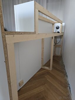 Prodám vlastnoručně vyrobeny nábytek (peřiňák za postel) - 7