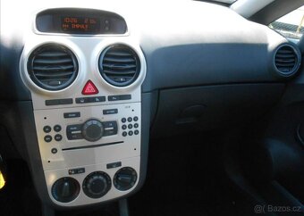 Opel Corsa 1,2 59 kW KLIMA Serviska benzín - 7