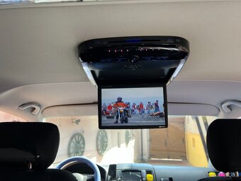 VW Multivan 5.1 Long 4x4 DSG BiTDI 132 KW - 7