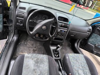 Opel Astra 1.4 benzín - 7