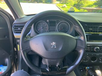 Peugeot 301, 1.2 PURETECH 61 Kw 2017 - 7