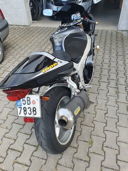 Suzuki GSXR 1000 - 7