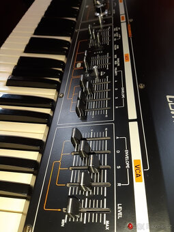 Roland Jupiter 4 plně servisovaný + Hamburg Wave MIDI sada - 7