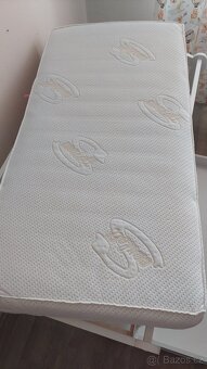 Dětská postýlka s matrací - 7