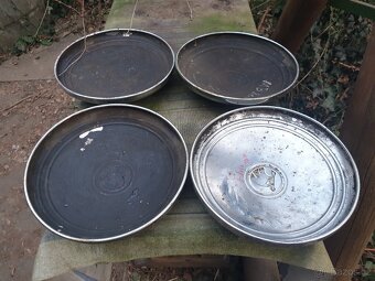 Poklice Škoda 1000, 100 - 7