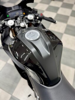 Yamaha YZF-R125 2019 ABS 19000KM TOP STAV ZÁRUKA - 7