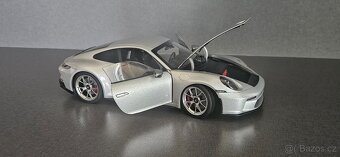 Norev Porsche 911 992 GT3 Touring 2021 - 7