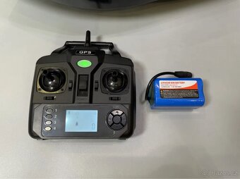 Rybářské návnady člun GPS a baterie 12000mAh - 7