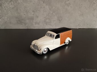 Kultovní náklaďáky 1:43 / 2 - 7