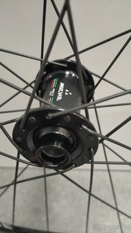 Zapletená kola 29" Miche XM45 Boost - 7