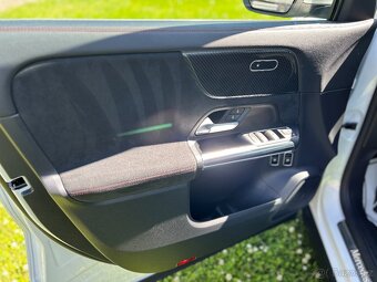 Mercedes GLA 250 E najeto 65 tis - 7