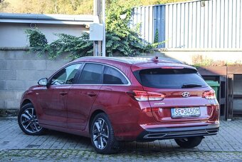 Hyundai i30 CW 1.6 CRDi mHEV Style DCT / AJ NA SPLÁTKY / - 7