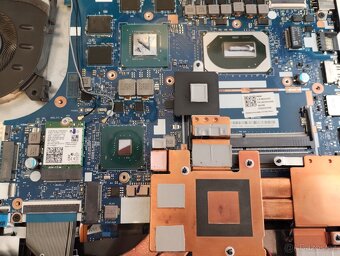 Herní notebook Lenovo Gaming 3 – i5 / GTX 1650 Ti / 512 SSD - 7