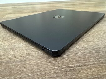 MacBook Air 13" M2 (2022) - 8GB/256GB - 7