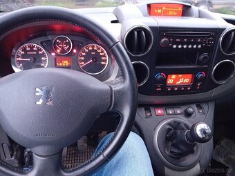 Peugeot Partner 1.6 i ( 88 kW - 5FS )r.v.2011 - 7