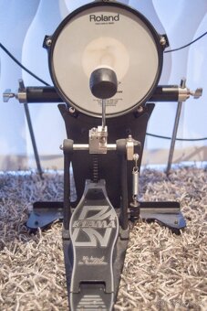 Elektronické bicí Roland TD 12 s křeslem - 7