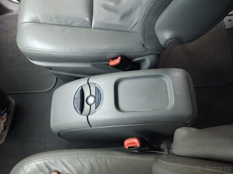 Chrysler Grand Voyager 3.3 V6 , LPG, AWD (4x4), r.v. 2006 - 7