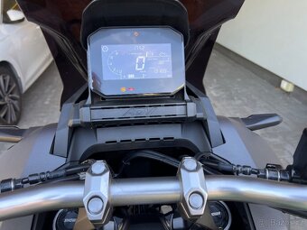 Honda ADV 350 - 7