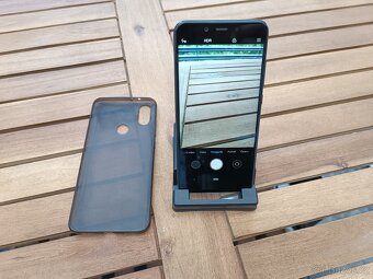 Mobil Xiaomi Mi A2 LTE Dual Sim RAM 4 GB, uložiště 64GB - 7