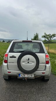 Suzuki Grand Vitara 1.6i 4x4 - 7
