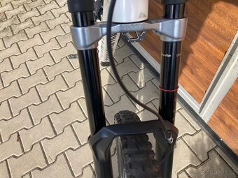 Sjezdové DH kolo - XL rám - 7