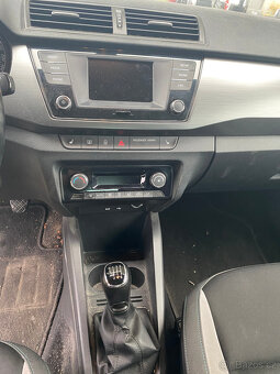 Škoda Fabia 3 1.2tsi 81kw,naj.111xxx km,serviska,výbava. - 7
