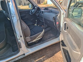 Peugeot partner 1.4i 2007 rok - 7