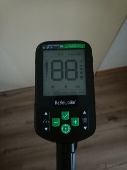Detektor kovů Hazlewolke DD60 - 7