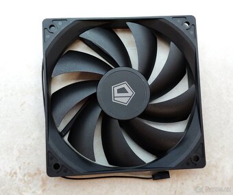 Vodní chlazení ID-COOLING FROSTFLOW X 120 AIO - 7