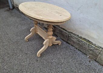 ZAJÍMAVÝ STAROŽITNÝ STŮL PO CELKOVÉ RENOVACI - 7