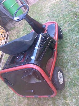Zahradní traktůrek rider - 7