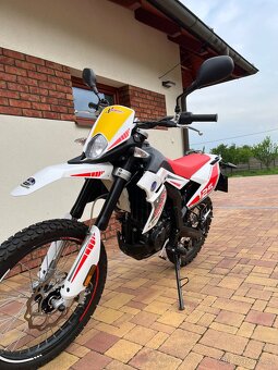Mondial SMX 125E - 7