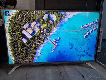 Smart UltraHD TV LG 49UF6907 - 7