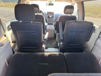 Chrysler Town Country 3,6 DVD, RT 2012 - 7