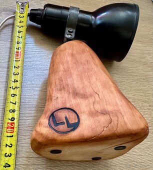 UPCYKL bakelit lampička na dřevě LL FUNKČNÍ - 7