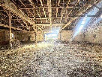 Stavební pozemek  10472 m² se zemědělskými budovami, Stráž - - 7