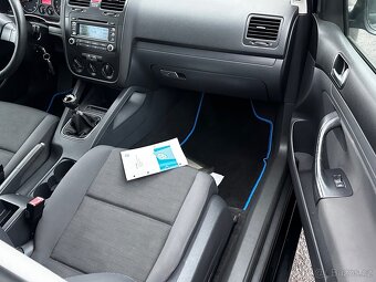 VW Golf V 1.4i 55kw, r.2005, serviska, STk, klima - 7