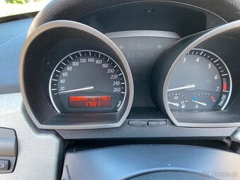 BMW Z4 3.0i E85 - 7