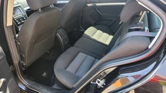 Škoda octavia 2 2.0TDI 103kw - 7