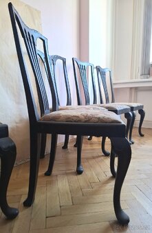 Starožitný stůl a 6 židlí - 7