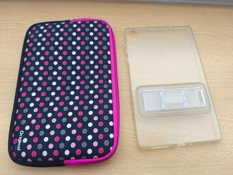 Tablet Lenovo M8 LTE 8" + obaly, sluchátka, paměťová karta. - 7