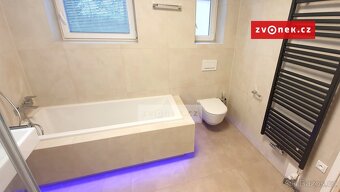 1/2 rodinného domu Zlín - Kostelec, po kompletní rekonstr... - 7