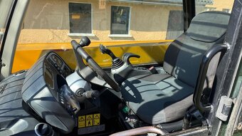 Prodám manipulátor JCB - 7