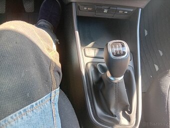 Prodám Hyundai i20 . - 7