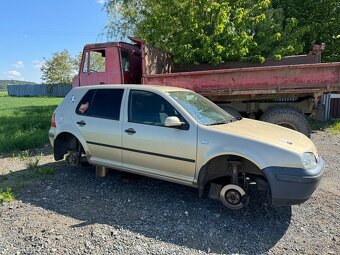 Volkswagen Golf 4 NÁHRADNÍ DÍLY - 7
