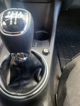 Škoda Fabia II 1,9tdi 77kw, klima,tempomat - 7