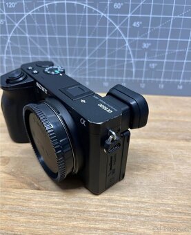 Sony a6600 - 7